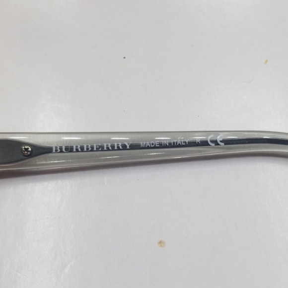 Burberry Glasses, Case, Cloth - Picture 2 of 7